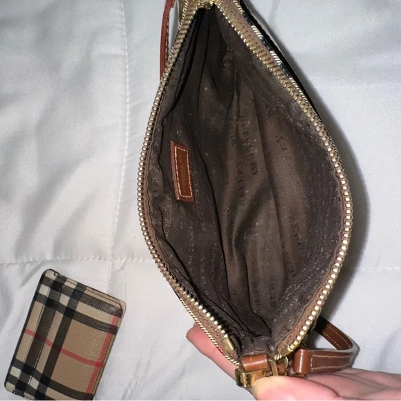 Burberry Beige and Brown Plaid Set - Picture 5 of 8